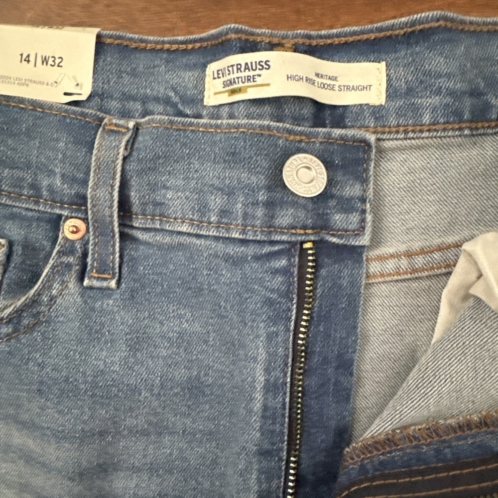 Levi Strauss Signature Gold High Rise Loose Straight Jeans Women Size 14 W32 - Picture 3 of 10